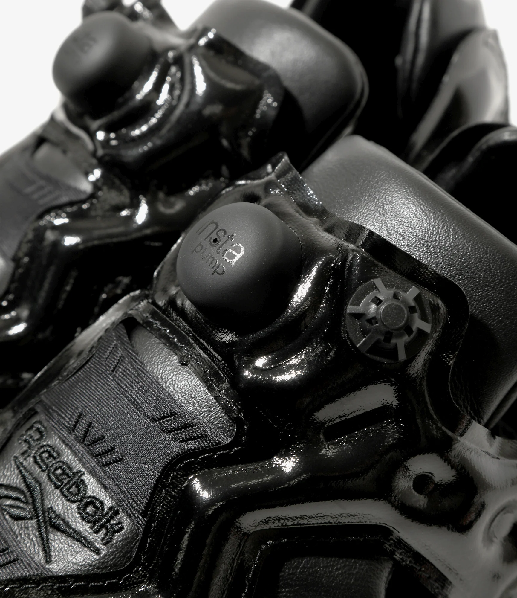 Needles x Reebok - Instapump Fury 94 - Black - Image 4